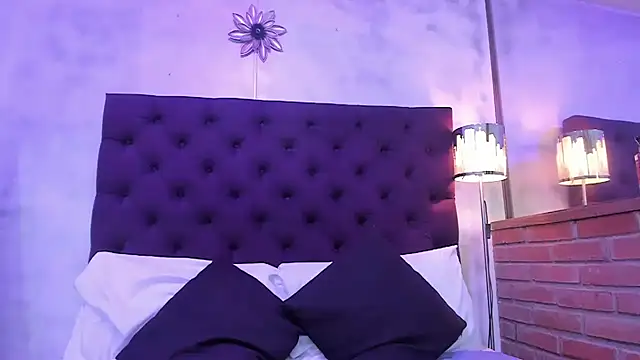 Snapshot of nayara_macherano chatting on February 2025 09:33:01 AM nayara macherano online show from February 2025 09:33:01 AM