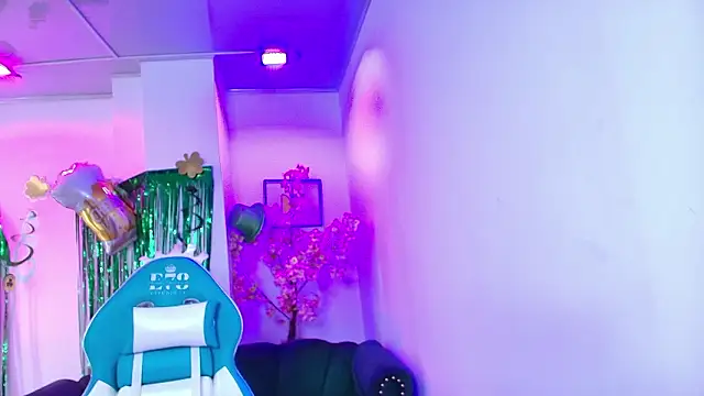 Snapshot of Arianna_sweeet chatting on March 2026 03:44:02 AM Arianna sweeet online show from March 2026 03:44:02 AM