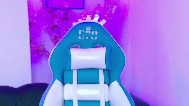 Snapshot of Arianna_sweeet chatting on March 2026 03:43:02 AM Arianna sweeet online show from March 2026 03:43:02 AM