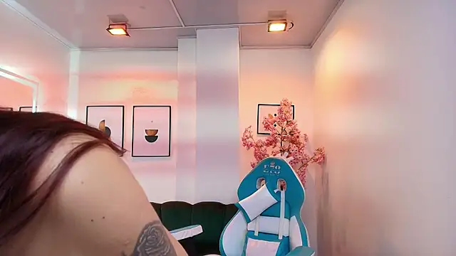 Snapshot of Arianna_sweeet chatting on April 2026 04:26:02 AM Arianna sweeet online show from April 2026 04:26:02 AM