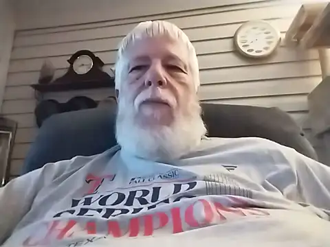 Snapshot of Futura_intx chatting on June 2026 01:16:02 AM Futura intx online show from June 2026 01:16:02 AM