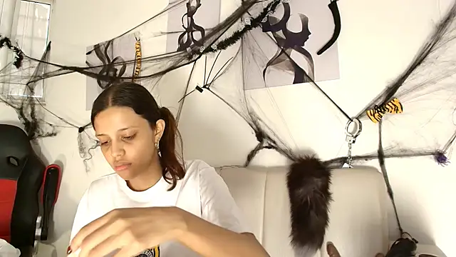 nicole lara online show from October 2025 08:27:02 PM