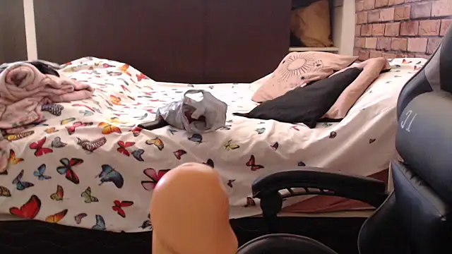 Snapshot of loirascorpio chatting on March 2026 02:55:01 PM loirascorpio online show from March 2026 02:55:01 PM