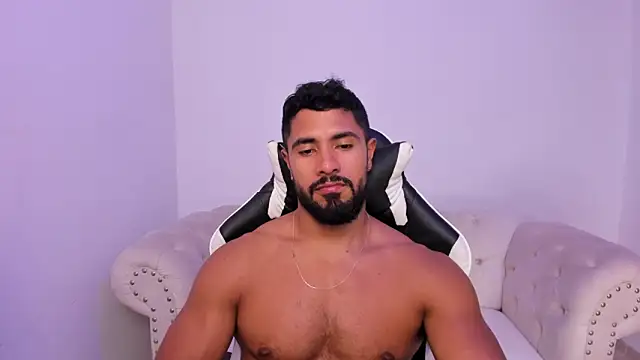 Snapshot of Santiago_huntt chatting on March 2026 08:48:01 PM Santiago huntt online show from March 2026 08:48:01 PM