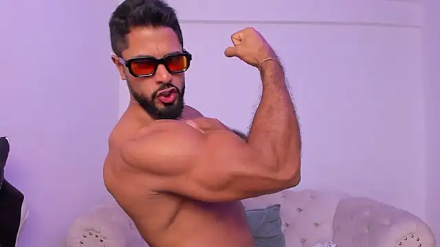 Snapshot of Santiago_huntt chatting on March 2026 09:21:01 PM Santiago huntt online show from March 2026 09:21:01 PM