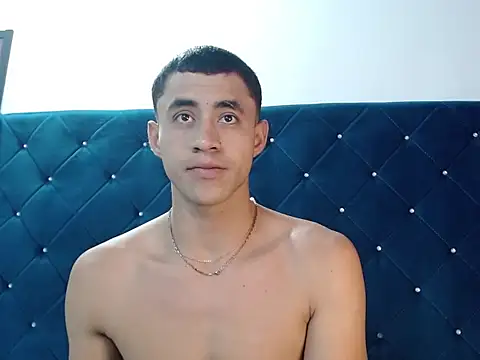 Cris steban1 online show from February 2026 11:19:01 PM