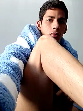 Snapshot of Mikeherz777 chatting on January 2025 12:24:01 PM Mikeherz777 online show from January 2025 12:24:01 PM