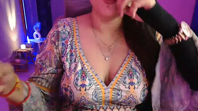 Mitikaa online show from November 2025 02:38:01 PM