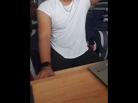 pitorico bb online show from December 2025 08:13:01 PM