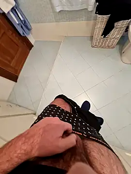 Snapshot of ziotony98 chatting on January 2025 11:11:01 AM ziotony98 online show from January 2025 11:11:01 AM