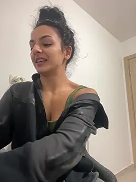 NNNoire online show from October 2025 09:15:01 AM