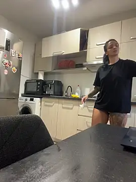 NNNoire online show from November 2025 01:44:02 PM