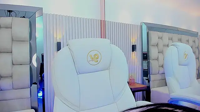 ashlyn parker online show from January 2025 07:43:01 PM