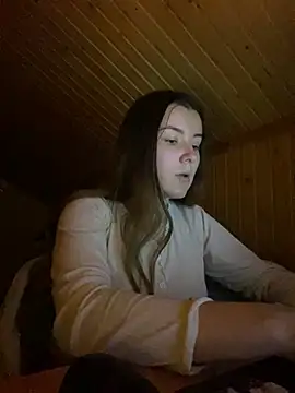 mewKate online show from January 2025 04:17:02 PM