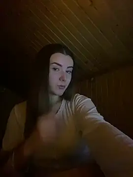 mewKate online show from February 2025 05:04:02 PM