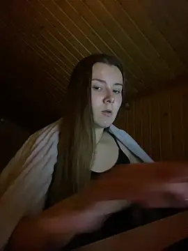 mewKate online show from February 2025 06:40:02 PM