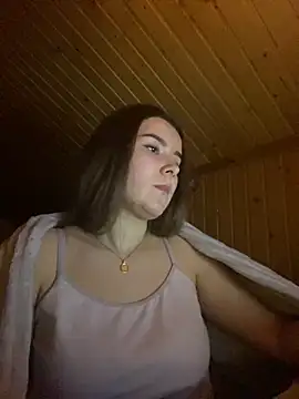 mewKate online show from March 2025 05:13:02 PM