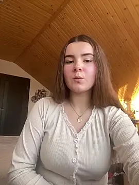 mewKate online show from March 2025 03:40:01 PM