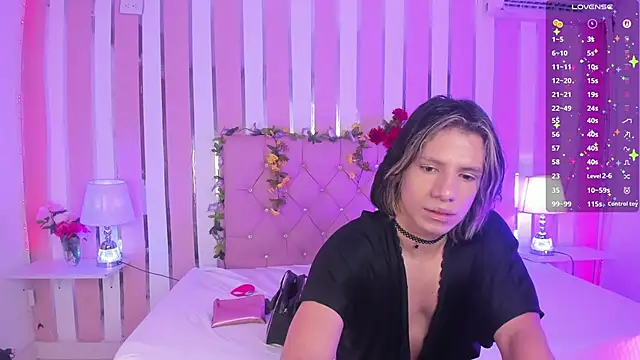 TylerBloom online show from September 2025 12:42:01 PM