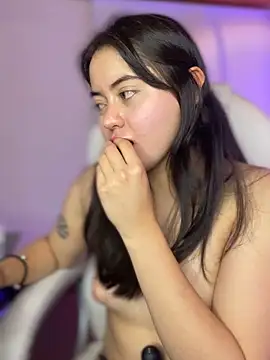 Camila pinkk online show from February 2026 04:12:02 PM