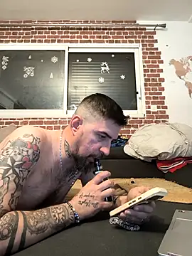 Snapshot of thefrenchkiss25 chatting on March 2026 07:19:01 PM thefrenchkiss25 online show from March 2026 07:19:01 PM