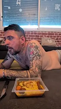 Snapshot of thefrenchkiss25 chatting on April 2026 05:59:01 PM thefrenchkiss25 online show from April 2026 05:59:01 PM