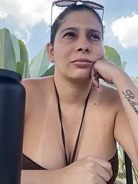 MilaRux online show from March 2026 05:05:01 PM