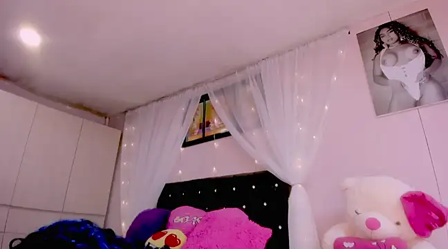 Aliana Ross online show from March 2025 11:50:01 AM