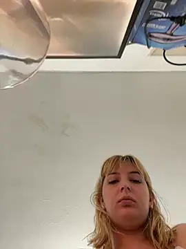 Snapshot of Blue_Angell chatting on July 2026 07:38:01 PM Blue Angell online show from July 2026 07:38:01 PM