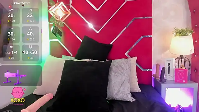 VeronicaOlson  online show from October 2025 04:01:02 AM