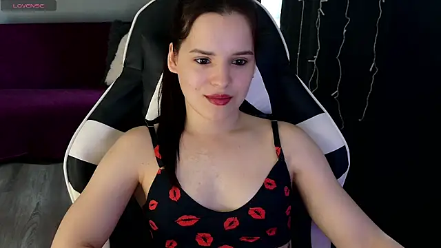 Snapshot of Harleen_Moore chatting on June 2026 05:16:01 AM Harleen Moore online show from June 2026 05:16:01 AM