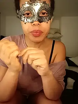 Snapshot of h4cDesy chatting on January 2025 08:49:01 PM h4cDesy online show from January 2025 08:49:01 PM