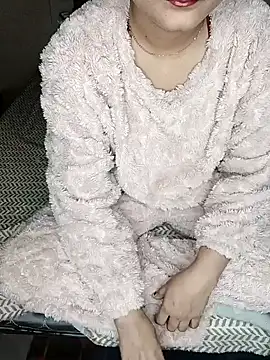 Snapshot of karishma_kappur chatting on January 2025 12:39:02 AM karishma kappur online show from January 2025 12:39:02 AM