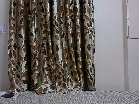 Snapshot of karishma_kappur chatting on February 2025 11:43:02 PM karishma kappur online show from February 2025 11:43:02 PM