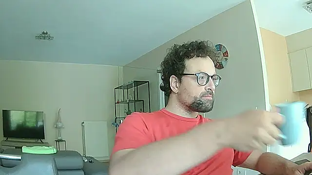 littlehairyman online show from September 2025 07:41:01 AM