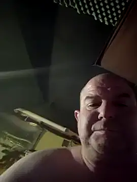 Snapshot of hesjustafriend chatting on February 2025 10:35:01 AM hesjustafriend online show from February 2025 10:35:01 AM