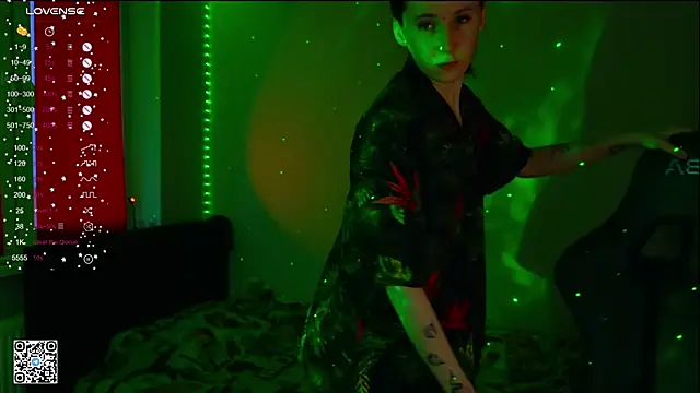 mon lola online show from March 2025 06:43:01 AM