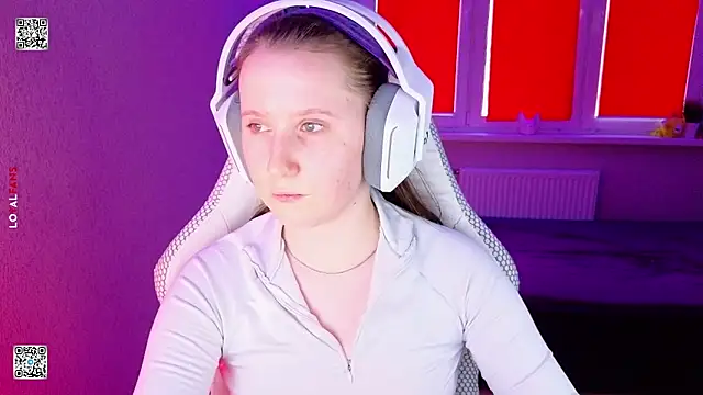 Snapshot of mon_lola chatting on March 2026 11:16:02 AM mon lola online show from March 2026 11:16:02 AM