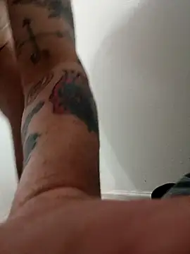 jayjay198080 online show from November 2025 05:03:01 PM