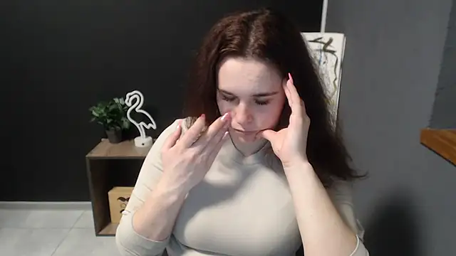 mini girly online show from February 2025 04:14:02 PM