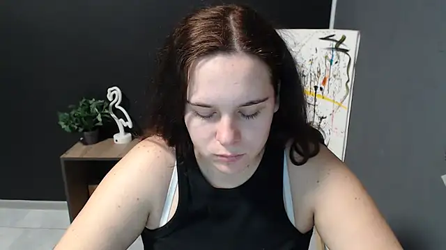 mini girly online show from October 2025 02:29:01 PM