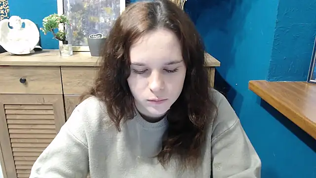 mini girly online show from December 2025 12:56:01 PM