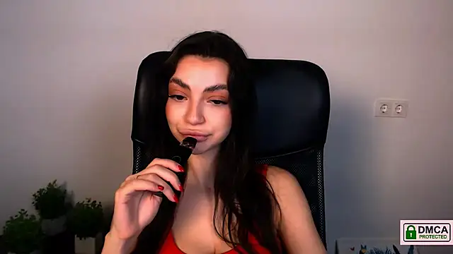 Lexi Jous online show from November 2025 02:50:01 PM