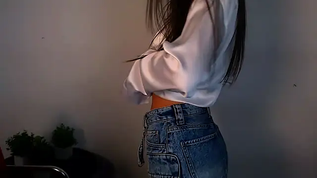 Lexi Jous online show from May 2026 12:57:01 PM