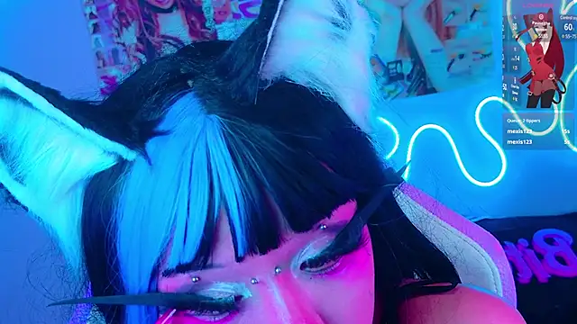 LaytonBox online show from February 2025 02:49:01 AM