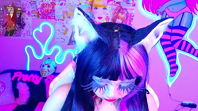 LaytonBox online show from March 2025 12:32:01 AM