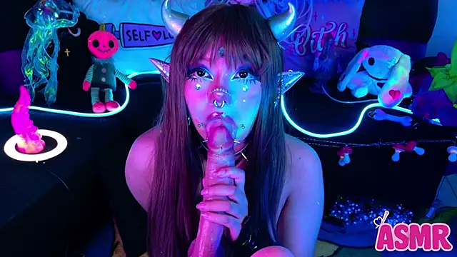 LaytonBox online show from October 2025 02:58:02 PM