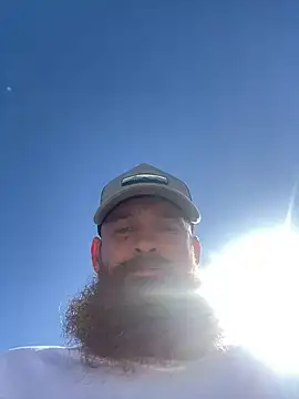 Snapshot of 32XRedBeard chatting on January 2025 06:57:02 PM 32XRedBeard online show from January 2025 06:57:02 PM