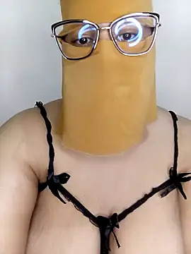 Snapshot of Samara-Bella chatting on March 2025 07:51:02 AM Samara-Bella online show from March 2025 07:51:02 AM