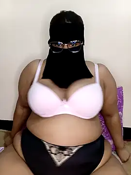 Snapshot of Samara-Bella chatting on March 2025 12:51:01 AM Samara-Bella online show from March 2025 12:51:01 AM